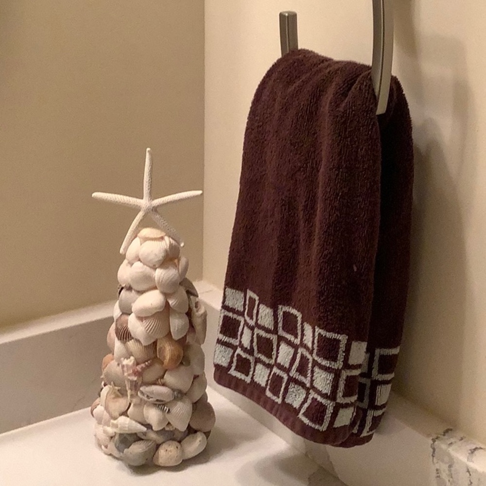 Handmade Shell Tree - Picture 4 of 4